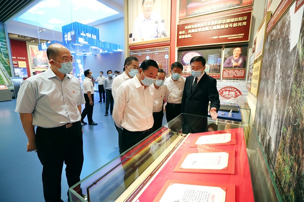 郝鹏、、、国资、、、央企、、、国资委、、、书记、、、主任、、、国企、、、企业刷新