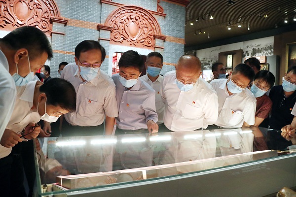 郝鹏、、、国资、、、央企、、、国资委、、、书记、、、主任、、、国企、、、企业刷新